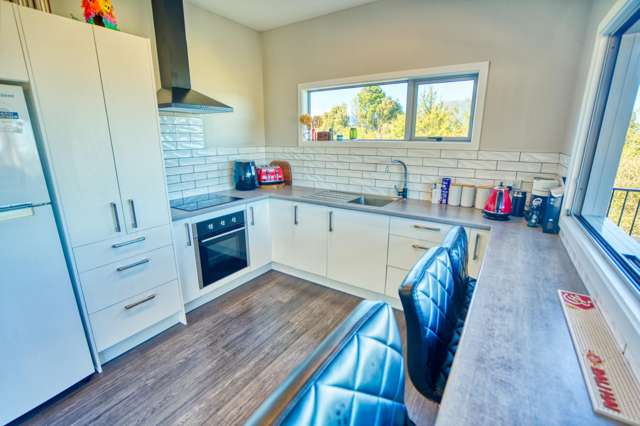 2187 Arnold Valley Road Moana_4