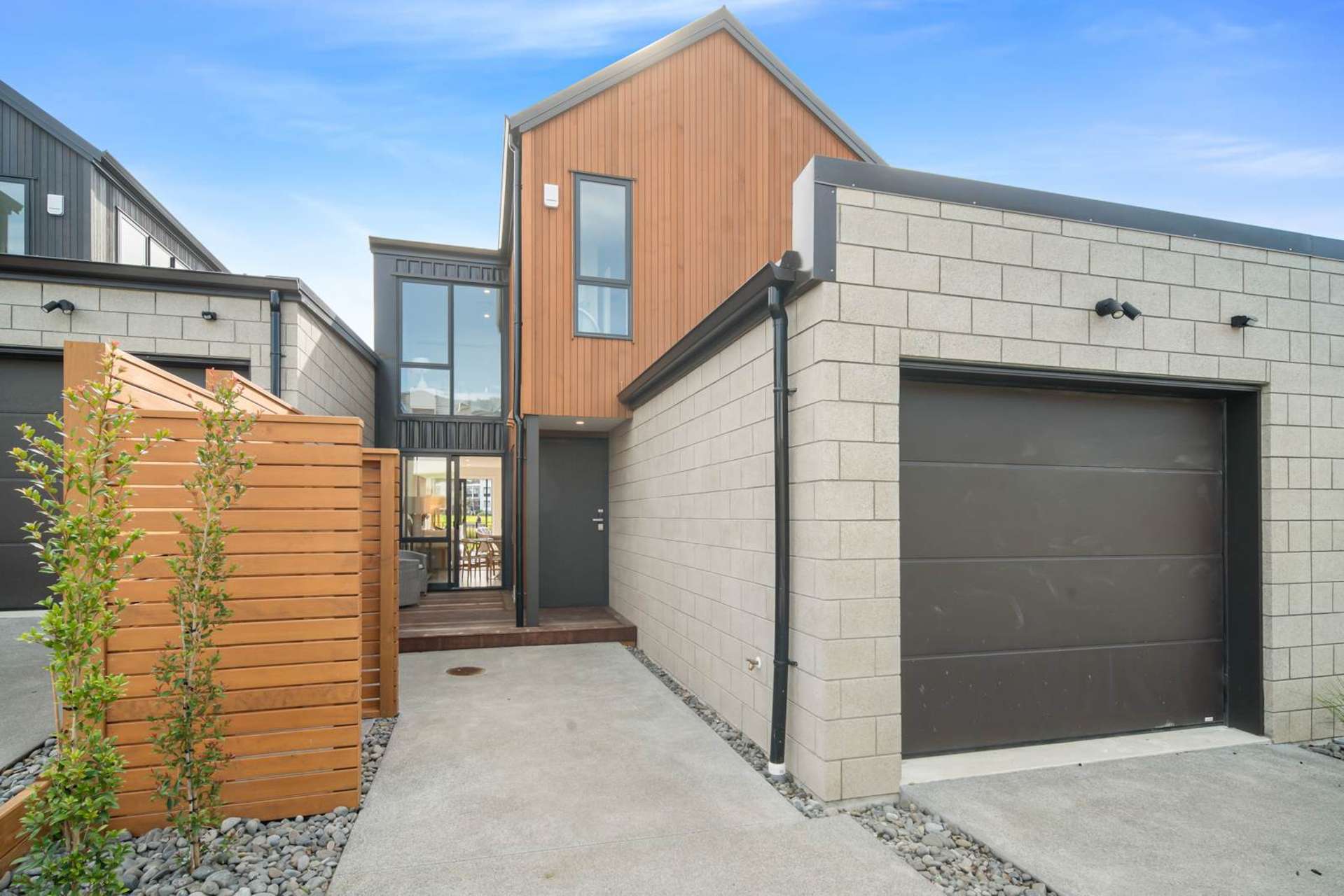 2/69 Bonair Crescent Silverdale_0