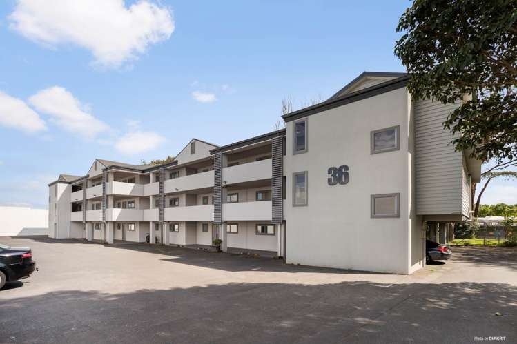 36F Eric Paton Way St Johns_16