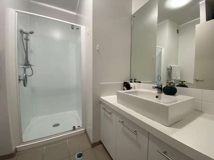 155 Beach Road Castor Bay_6