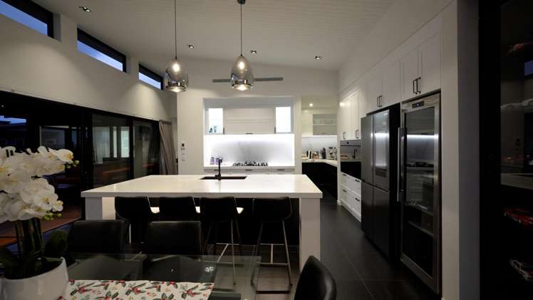 20 Kurapoto Lane Rainbow Point_6