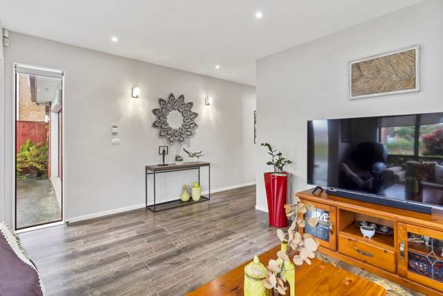 63 Rosewell Crescent Flat Bush_2