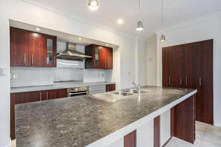 54 Pentecost Road 11353_6