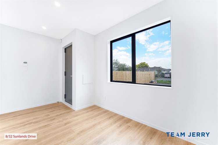8/32 Sunlands Drive_3