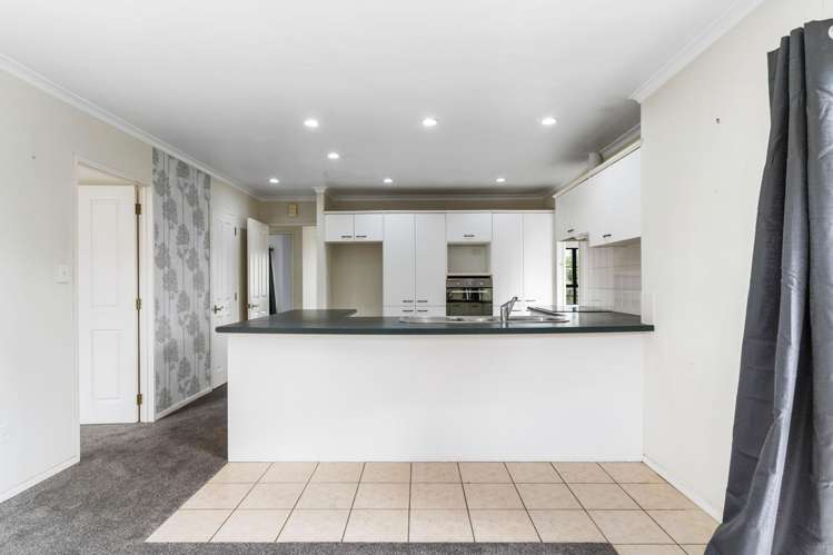 27 Lothian Brae Manurewa_7