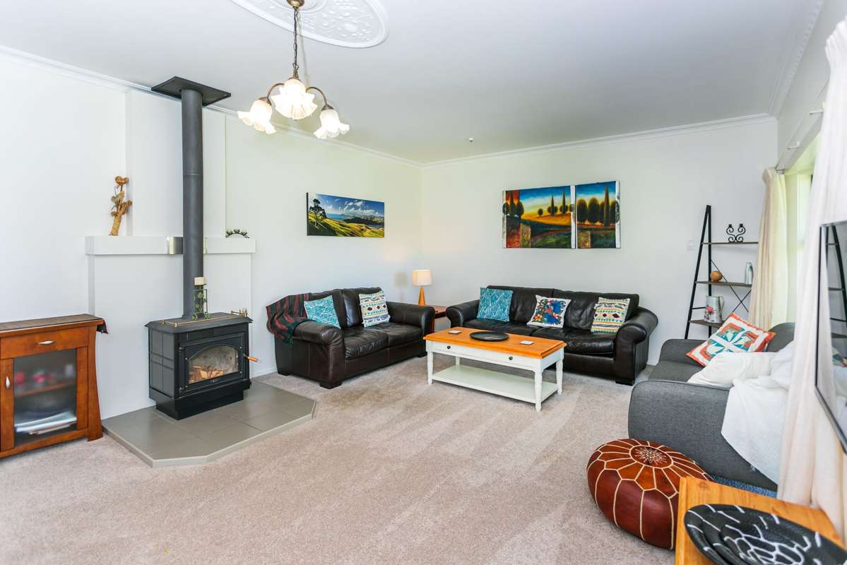 Jacaranda Lodge, 3195 Tiki Road_1