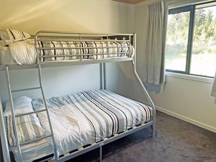 10 Opuka Place Haast_5