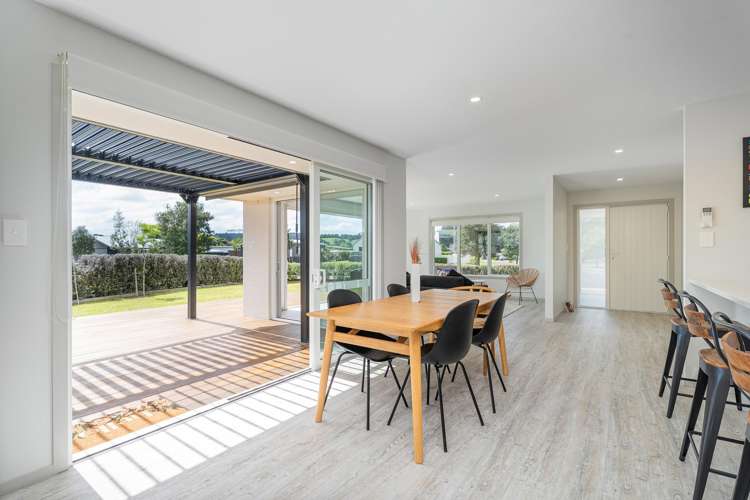 37 Longreach Drive Cooks Beach_7