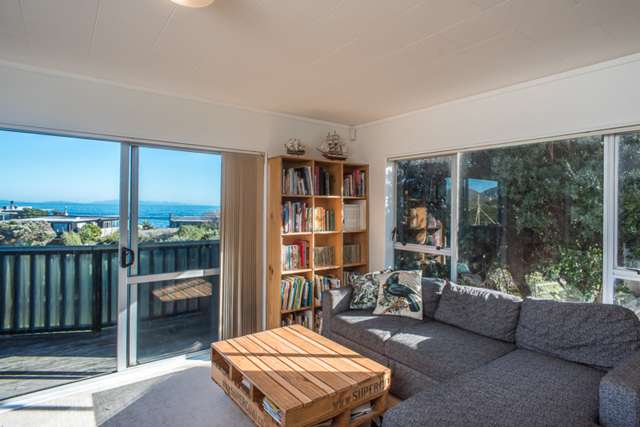 81 The Esplanade Raumati South_3