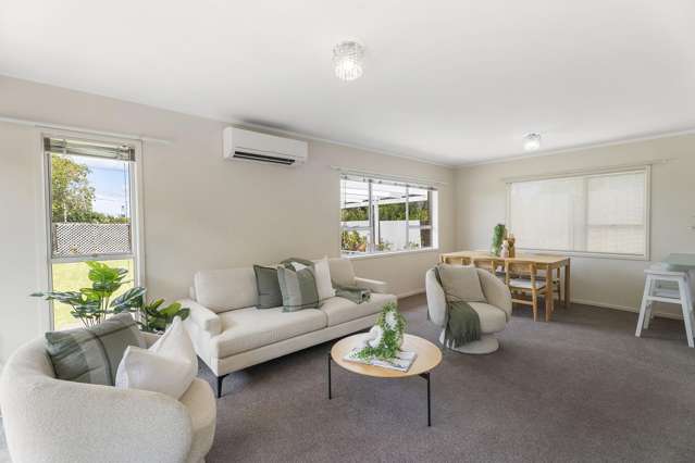 1/5 Teal Crescent Beach Haven_3