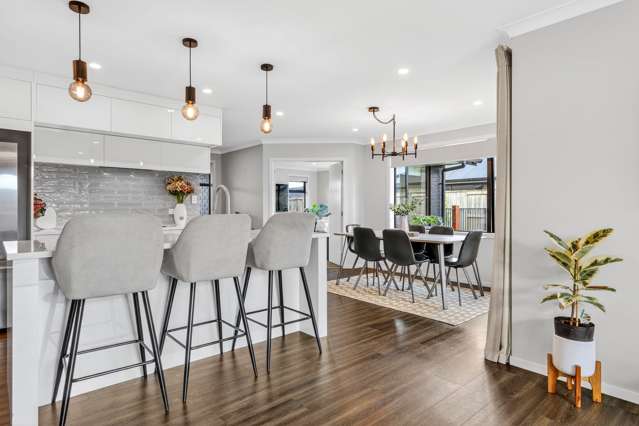 Urgent Action Required - Vendors Off To Tauranga.