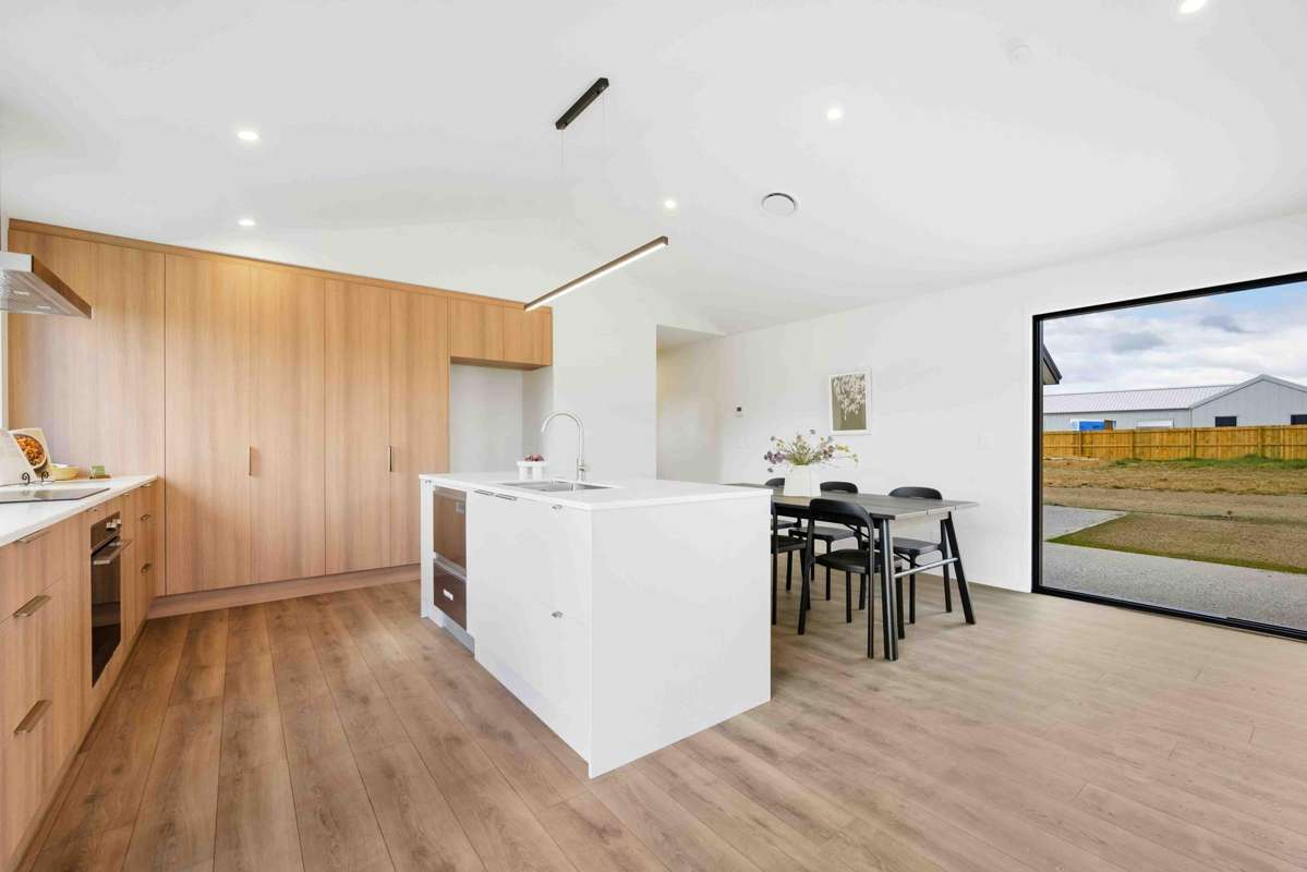 7 Buttercup Street_2