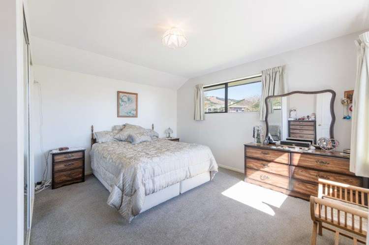 18 Appaloosa Avenue Richmond_9