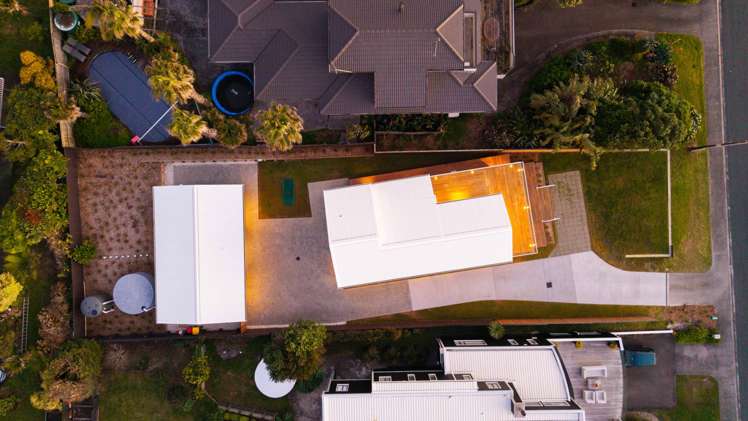 4 Ngatira Road Muriwai_30