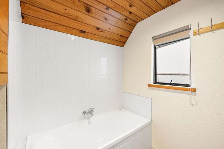 117 Matua Road Matua_35