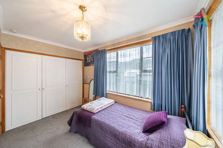 8 Hawthorn Crescent Stokes Valley_11