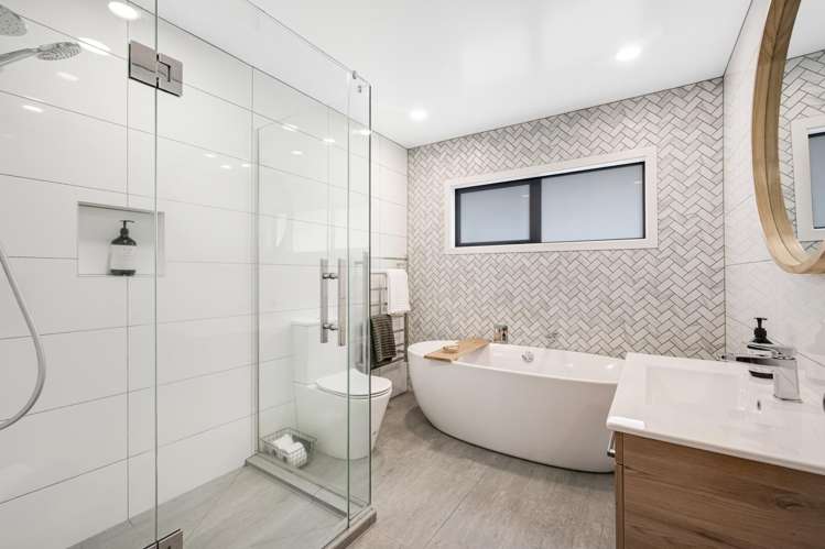 202 Whitford Road Shamrock Park_19