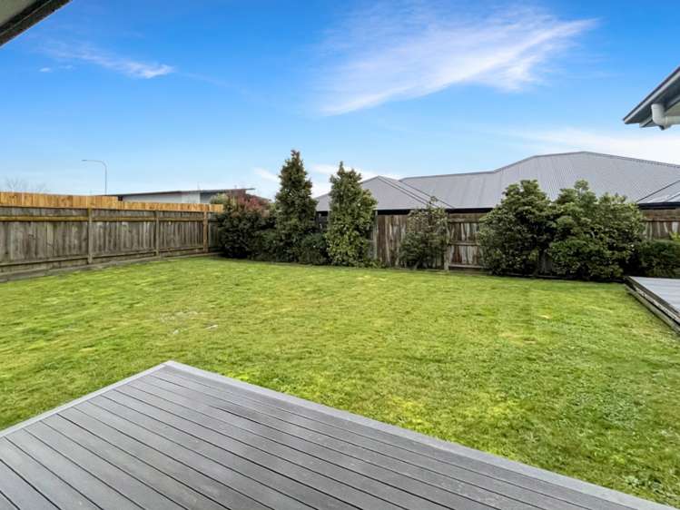 7 Monaco Grove Fitzherbert_15
