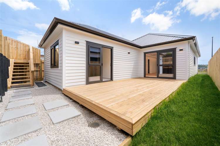 23 whakairo crescent Gulf Harbour_20