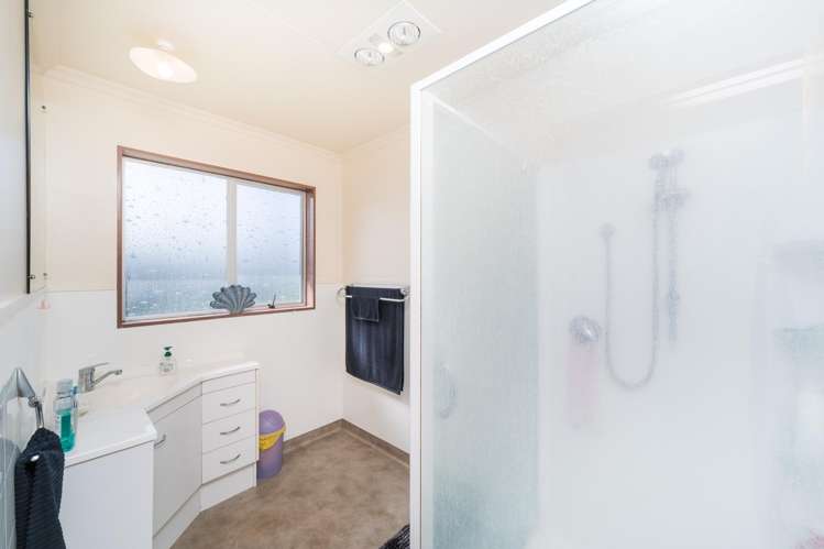 8 Forbes Place Kelvin Grove_17