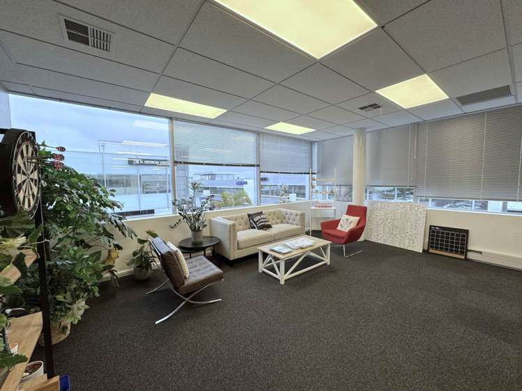 Unit G3/4 Orbit Drive Rosedale_2