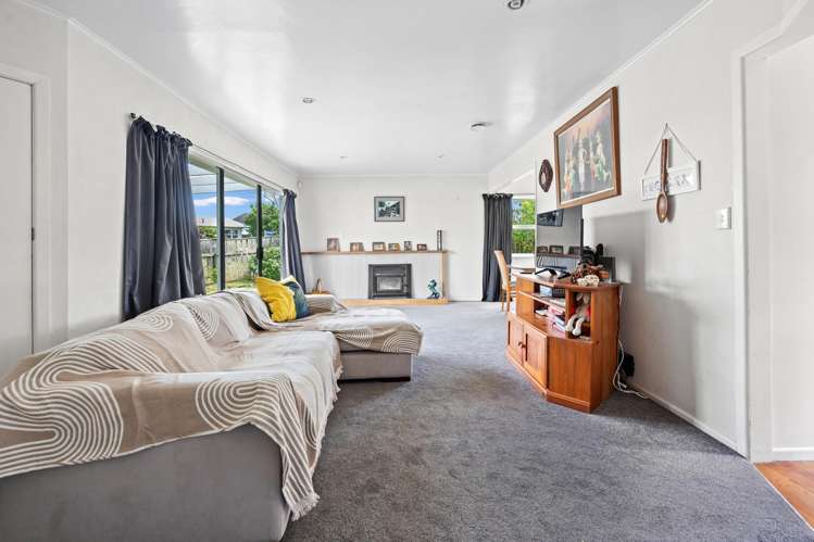 19 Kokich Crescent Onerahi_3