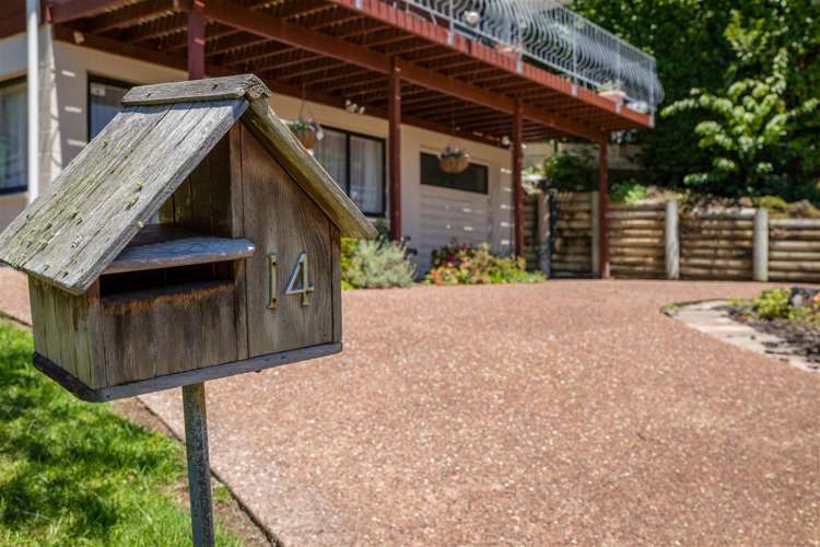 14 Lemnos Place Titirangi_19