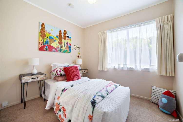 2/239 Edmonton Road Te Atatu South_6