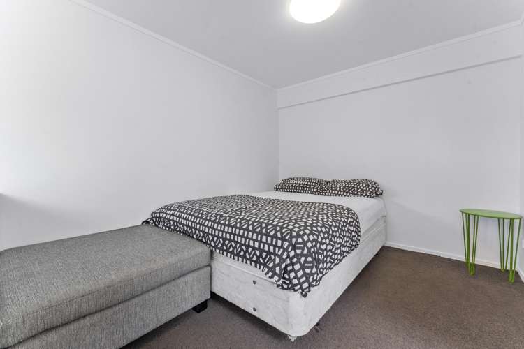 1/64 Seaview Road Castor Bay_39