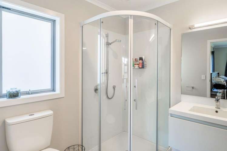 39 Gallipoli Place Paraparaumu_14