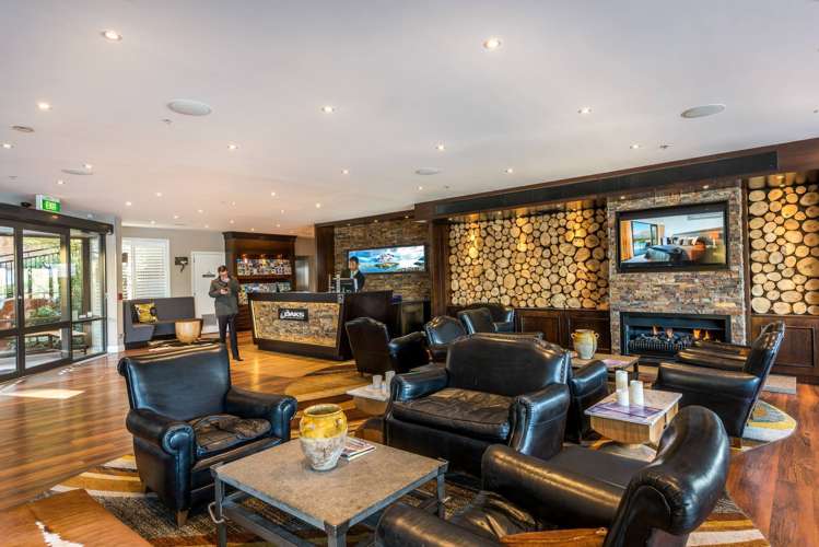 207/327 Frankton Road Queenstown_20