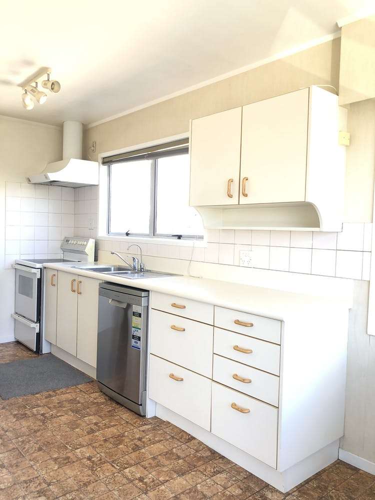 48 Bradbury Road Botany Downs_5