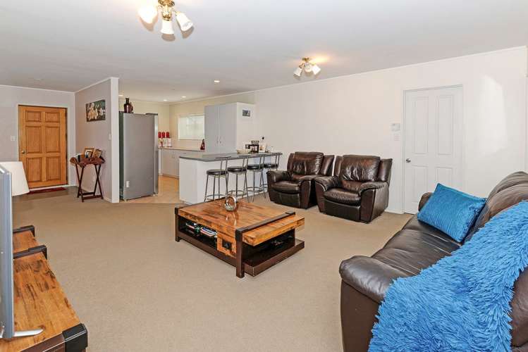 1/4 Rhinevale Close Henderson_5