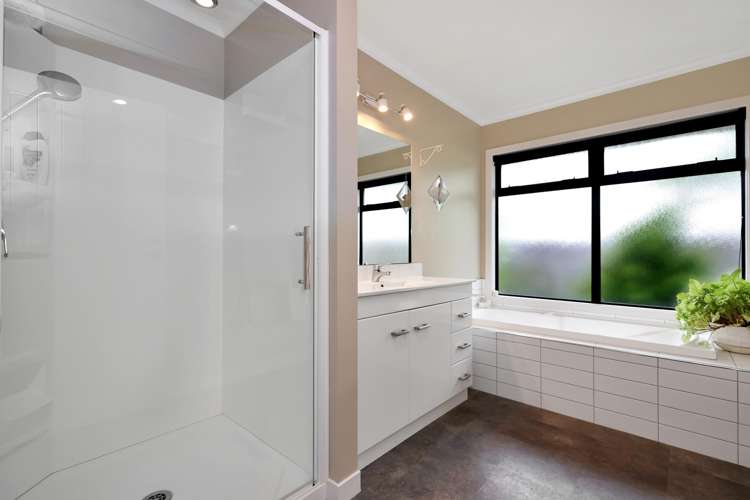 2 Alton Place Allenton_27