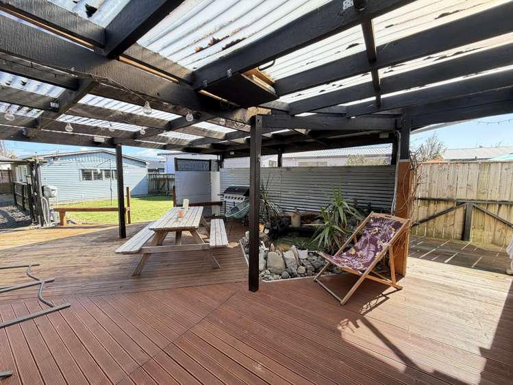 239 High Street Dannevirke_17
