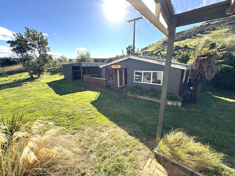 290 Newhaven Road Owaka_17