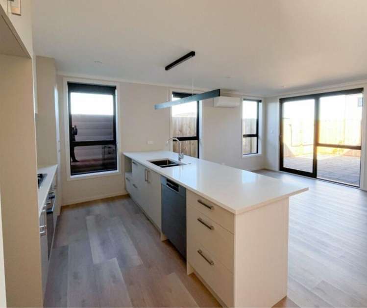 18 Waruhia Crescent Rototuna North_2