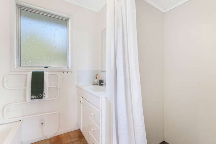 3 Intrepid Place Torbay_17