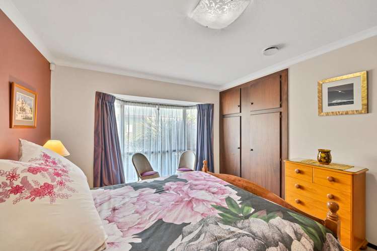 2/30 Strickland Street Somerfield_13