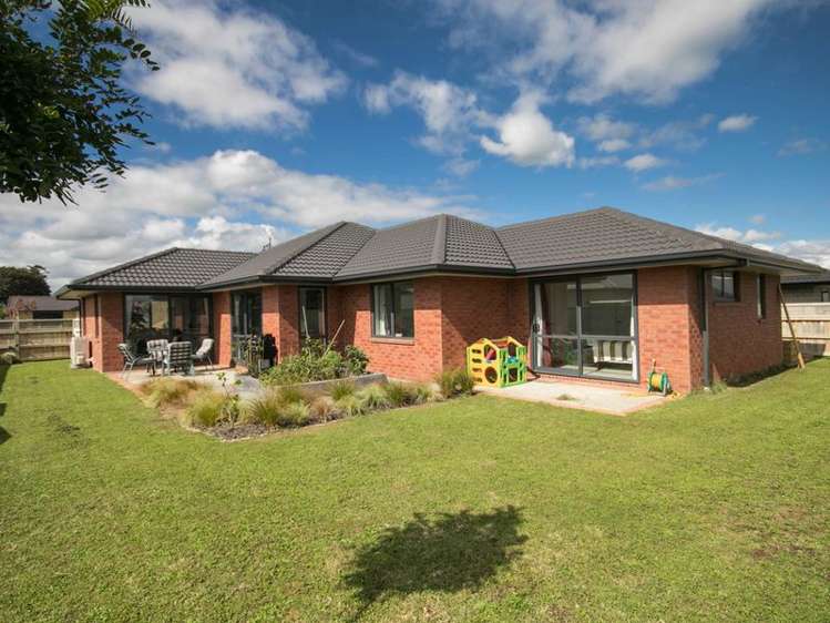 37 West Thompson Street Leamington_16