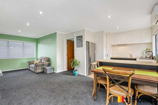 2/46a Claude Road Hillpark_2
