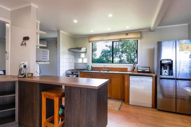 7 Store Road Whatawhata_2