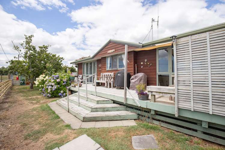 53 River Road Ngatea_25