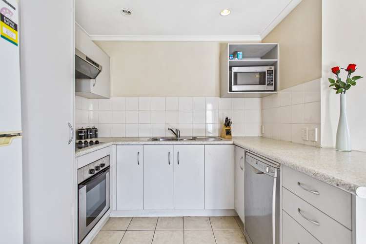 39 Hilltop Road Flat Bush_14