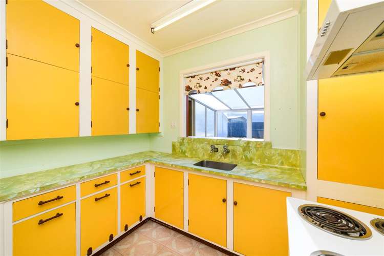 27 Lower High Street Marton_5