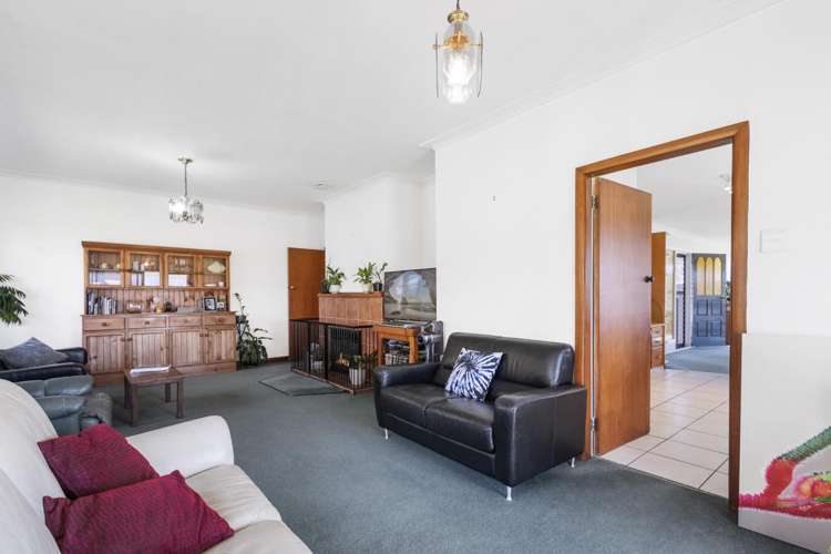 208 Livingstone Road Te Poi_10