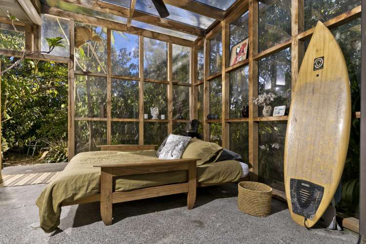 105 Domain Crescent Muriwai_10