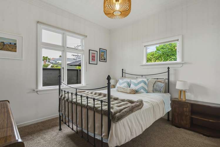 21 Leven Street Roslyn_13