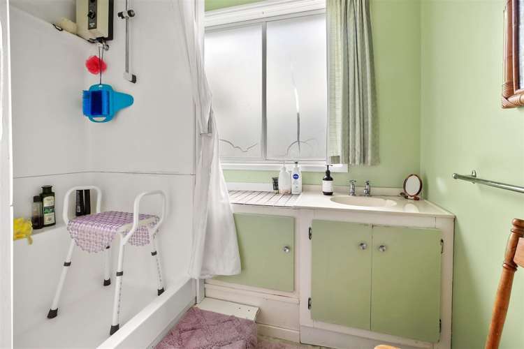 17 West Crescent Te Puru_8