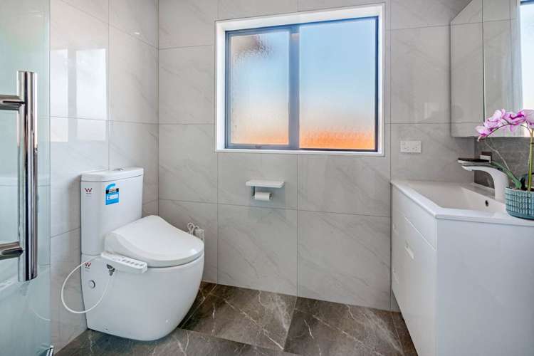 11 Buncrana Place Pinehill_18